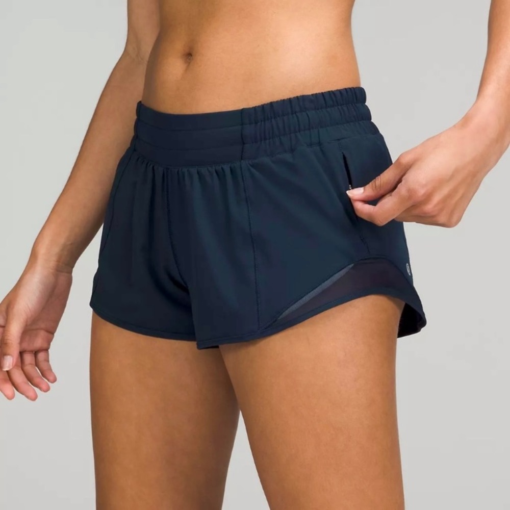 Lululemon Hotty Hot Shorts- Navy size 12